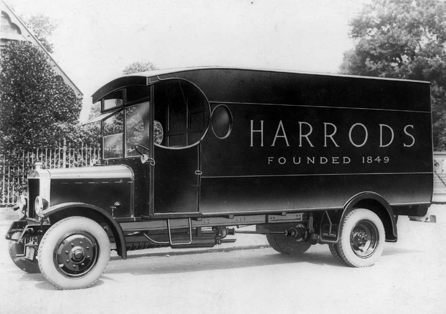 picture of Harrods van